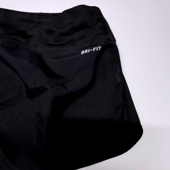 Nike Dri-FIT Womens Running Shorts Black Size L Built-in Liner Drawstring - Picture 8 of 8